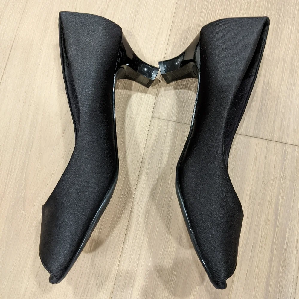 Abella Black Heels - Picture 4 of 12